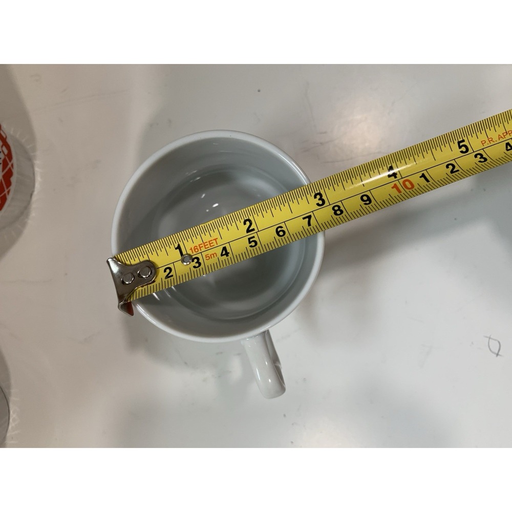 VINTAGE CHRISTMAS STACKABLE MUGS JAPAN - BUTTERFLY HANDLE CUP (4) - Picture 6 of 7
